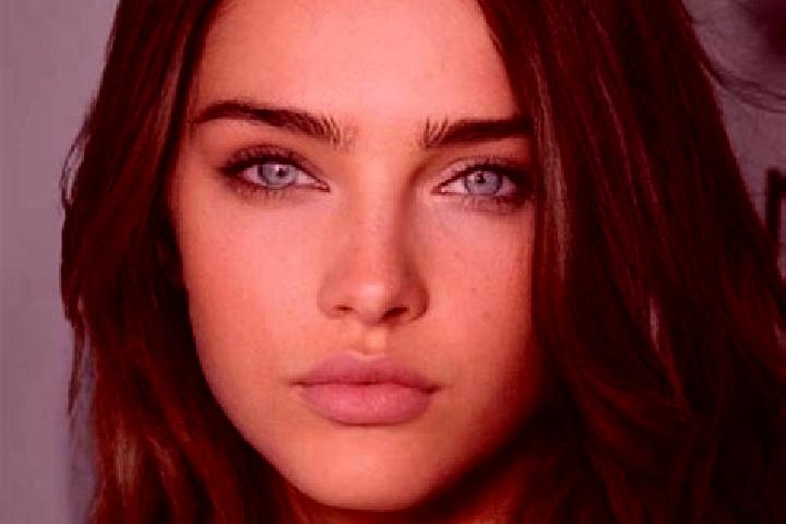 Eva, 31, a brunette brown-eyed european companion based in Santa Barbara. Offering Dinner Date, Tantra, CIM. Available for incall and outcall, overnight book...