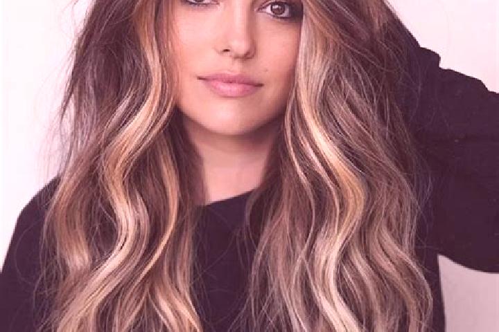 Eva, 32, a dark blonde brown-eyed indian companion based in Lobakuya. Offering Girlfriend Experience, Erotic Massage, Tantra, Dinner Date. Available for inca...