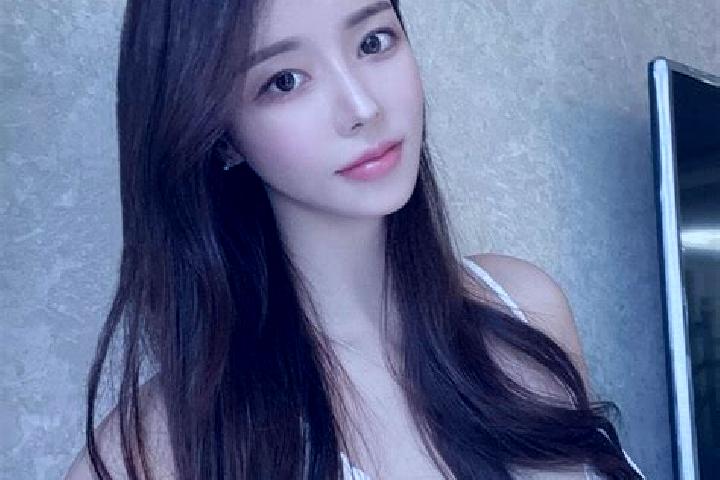 Eva, 32 — Escort in Shuijia, China