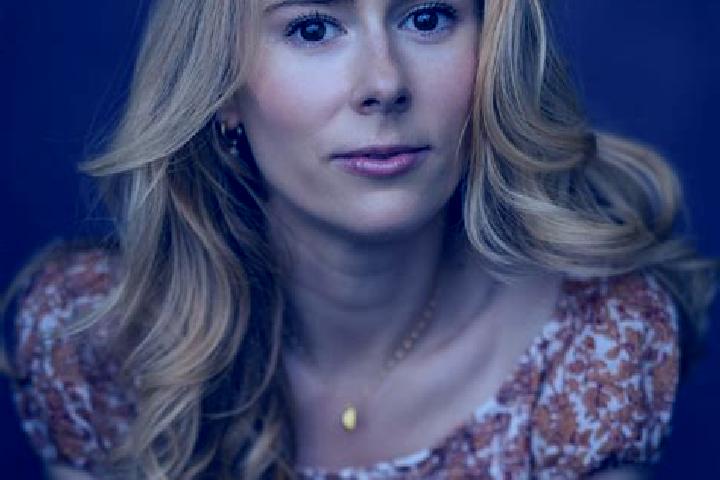 Eva, 33, a chestnut amber-eyed caucasian companion based in North Kilworth. Offering 69, Dinner Date, Tantra. Available for incall and outcall, day and eveni...