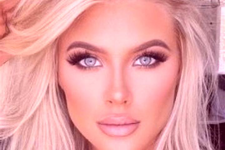 Eva, 33, a platinum blonde dark-eyed asian companion based in Ourem. Offering BDSM, Massage, Party Girl, 69, Deep French Kissing. Available for incall and ou...