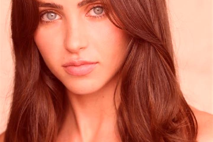 Eva, 33, a red dark-eyed slavic companion based in Jimboomba. Offering CIM, Roleplay, Striptease. Available for incall and outcall, day and evening dates.