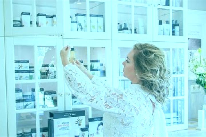 Eva, 33 — Escort in Outrijve, Belgium