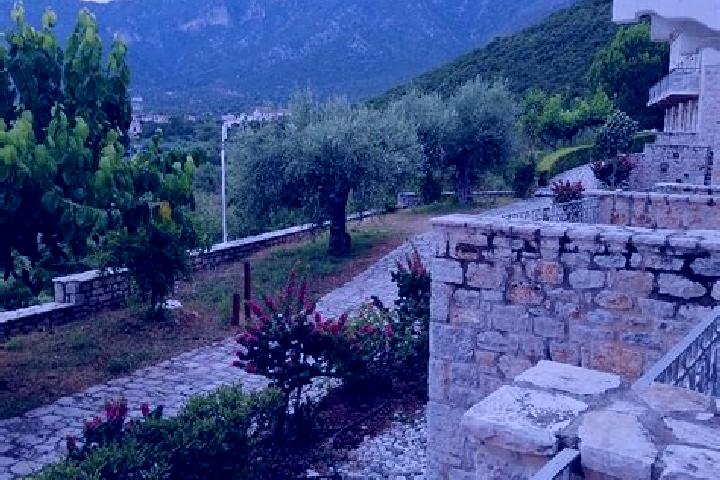 Eva, 33 — Escort in Poulithra, Greece