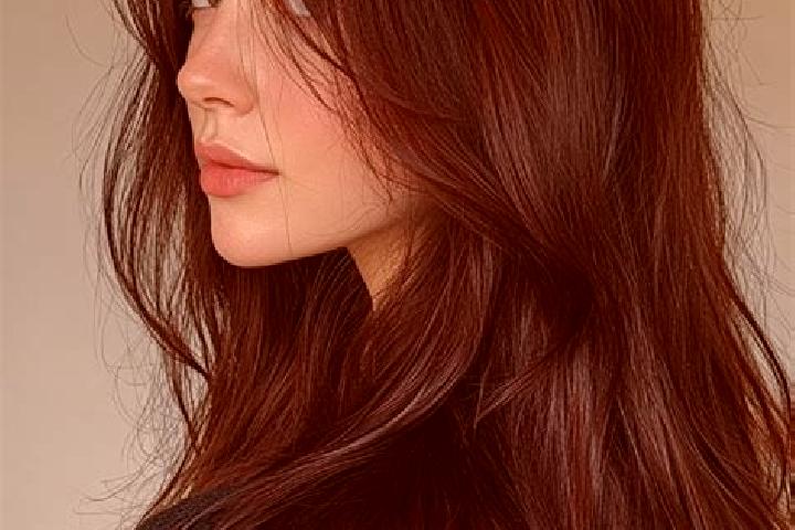 Eva, 34, a auburn brown-eyed european companion based in Gnagbodougnoa. Offering A-Level, Party Girl, Girlfriend Experience, GFE, 69. Available for incall an...