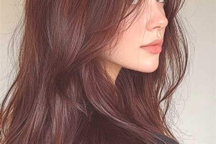 Eva, 34, a auburn brown-eyed mediterranean companion based in Haiku-Pauwela. Offering Erotic Massage, Overnight, BDSM, Domination, Prostate Massage. Availabl...
