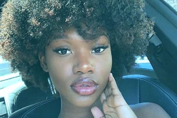 Eva, 34, a black dark-eyed ebony companion based in Herisson. Offering 69, Massage, Prostate Massage. Available for incall and outcall, overnight bookings av...