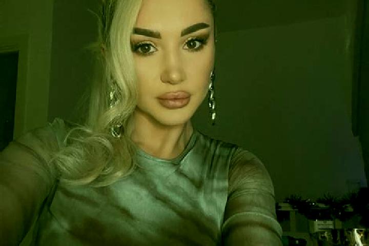 Eva, 34, a blonde dark-eyed slavic companion based in Oyam. Offering GFE, Couples, Party Girl, Duos, Domination. Available for incall and outcall, day and ev...