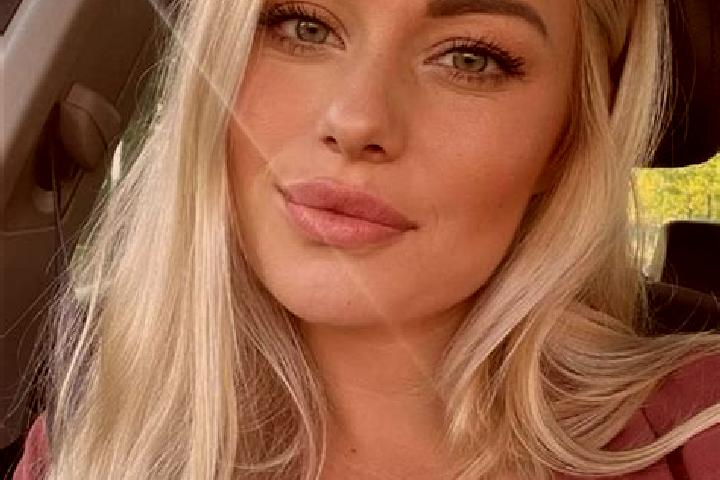 Eva, 34, a blonde hazel-eyed ebony companion based in Hamzebali. Offering 69, GFE, Overnight, Deep French Kissing. Available for incall and outcall, day and ...