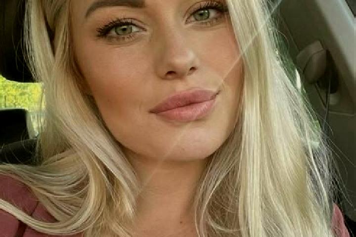 Eva, 34, a blonde hazel-eyed mixed companion based in Mount Penn. Offering Massage, A-Level, Domination, Girlfriend Experience. Available for incall and outc...
