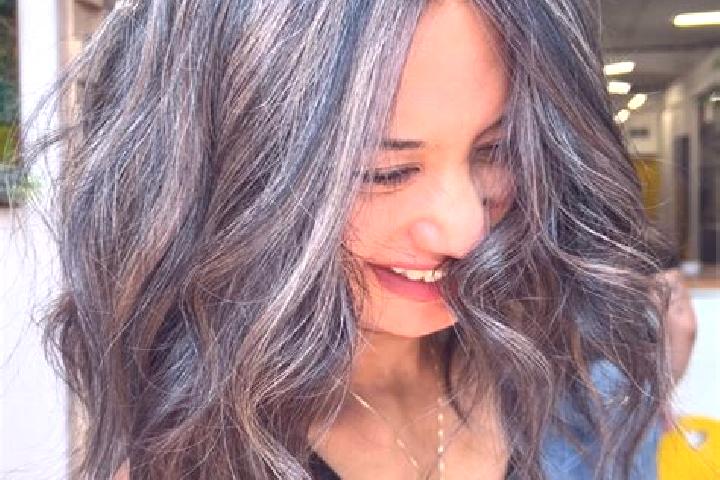 Eva, 34, a brunette grey-eyed caucasian companion based in Quadrilatero. Offering CIM, Duos, A-Level. Available for incall and outcall, day and evening dates.