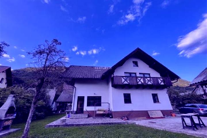Eva, 34 — Escort in Srednja Vas v Bohinju, Slovenia