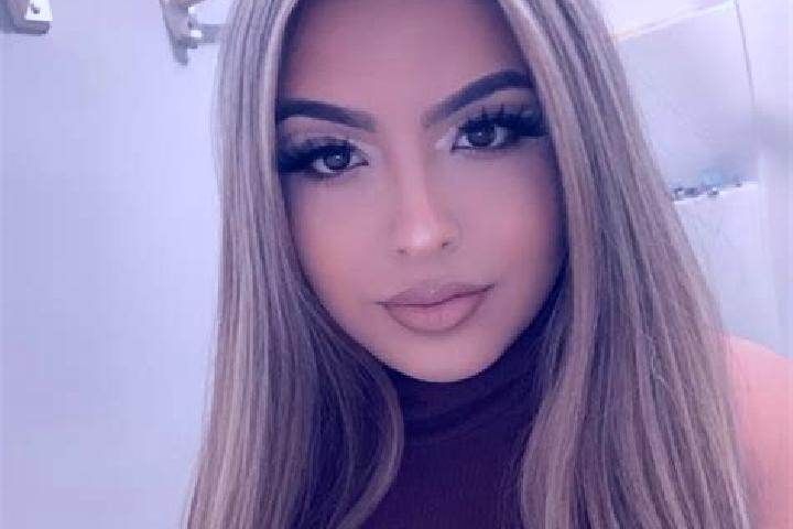 Eva, 36, a blonde brown-eyed latina companion based in Tai Hang. Offering Tantra, 69, GFE, Travel Companion. Available for incall and outcall, overnight book...