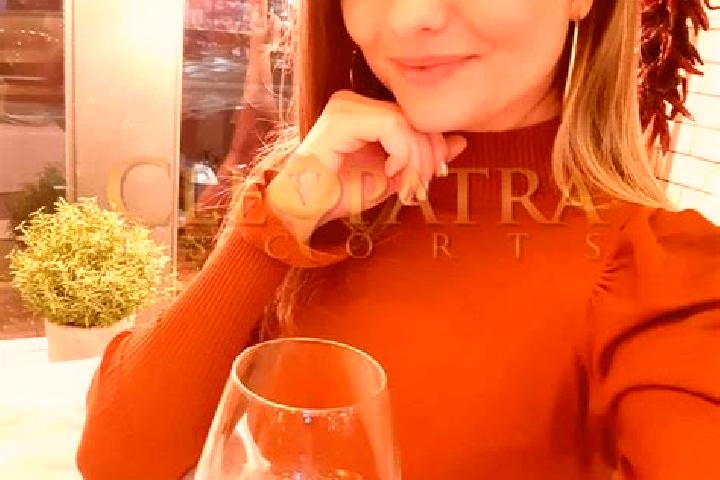 Eva, 36, a blonde brown-eyed middle eastern companion based in Hawr al Anz. Offering Fetish, OWO, Prostate Massage, Striptease, Couples. Available for incall...