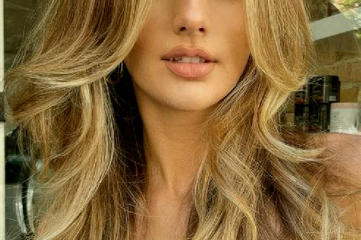 Eva, 36, a dark blonde grey-eyed latina companion based in Long Ashton. Offering BDSM, Domination, Party Girl, Dinner Date. Available for incall and outcall,...
