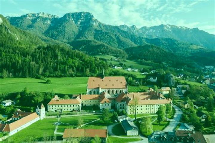 Eva, 36 — Escort in Neuberg an der Muerz, Austria