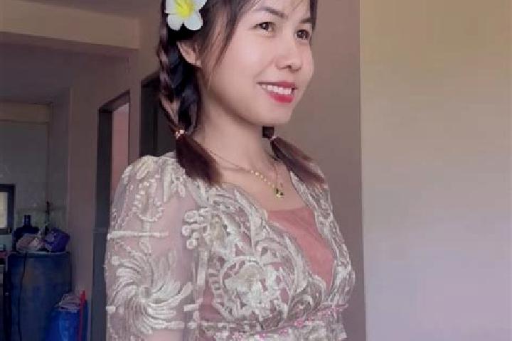 Eva, 36 — Escort in Nwe Khway, Myanmar