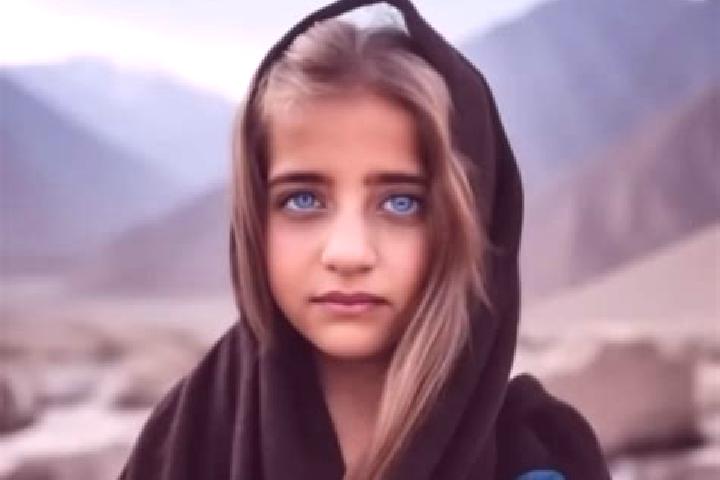 Eva, 37, a black grey-eyed middle eastern companion based in Gogolatar. Offering Duos, Overnight, CIM. Available for incall and outcall, overnight bookings a...
