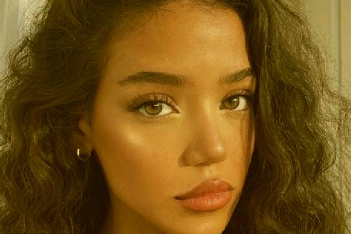 Eva, 38, a black brown-eyed mixed companion based in Qasemabad-e Gorji. Offering Deep French Kissing, Party Girl, BDSM. Available for incall and outcall, ove...