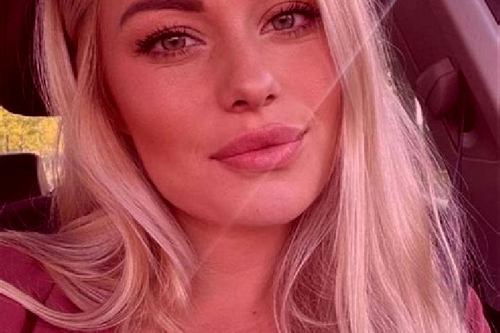Eva, 38, a blonde hazel-eyed slavic companion based in Rataje nad Sazavou. Offering Girlfriend Experience, Fetish, Tantra. Available for incall and outcall, ...