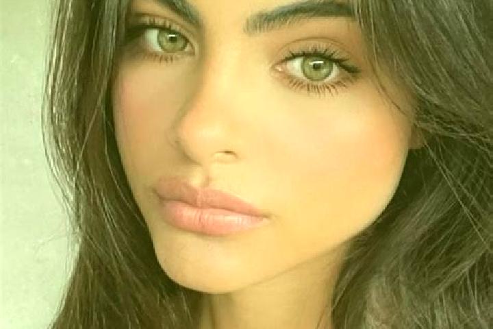 Eva, 38, a brunette green-eyed indian companion based in Mezcala. Offering A-Level, BDSM, Duos, Prostate Massage. Available for incall and outcall, day and e...