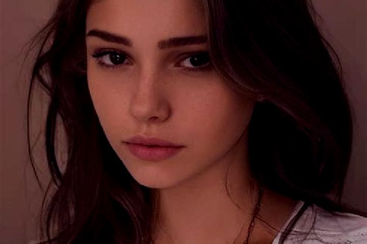 Eva, 38, a brunette grey-eyed slavic companion based in Bitangan. Offering Domination, Dinner Date, Erotic Massage, Travel Companion. Available for incall an...