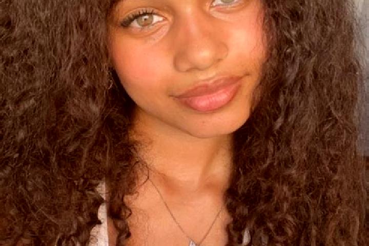 Eva, 39, a blonde hazel-eyed ebony companion based in Jackson Heights. Offering OWO, Dinner Date, CIM, 69. Available for incall and outcall, overnight bookin...