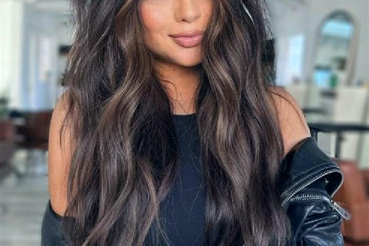 Eva, 39, a brunette dark-eyed european companion based in Quinistaquillas. Offering Prostate Massage, Deep French Kissing, Fetish, BDSM, Roleplay. Available ...