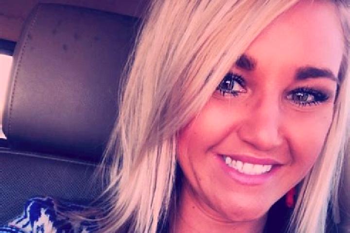 Evelyn, 20 — Escort in Blakely, United States