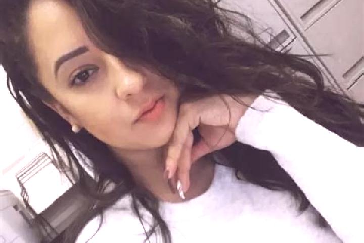 Evelyn, 21, a black grey-eyed mixed companion based in La Salvetat-sur-Agout. Offering Massage, Dinner Date, Girlfriend Experience. Available for incall and ...