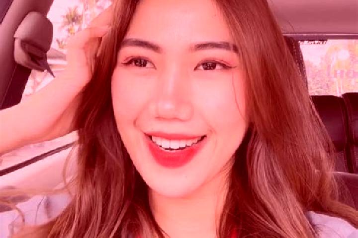 Evelyn, 21 — Escort in Baniona, Indonesia