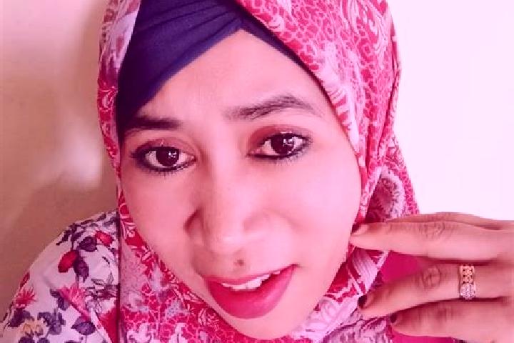 Evelyn, 21 — Escort in Boyolangu, Indonesia