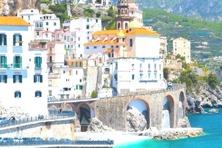 Evelyn, 21 — Escort in Lagaro, Italy