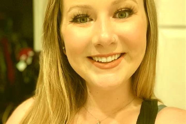 Evelyn, 21 — Escort in Middleburg, United States