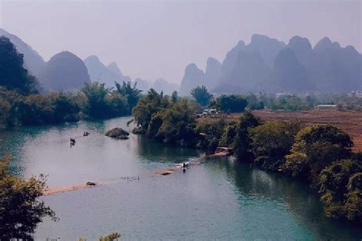 Evelyn, 21 — Escort in Tiedonglu, China