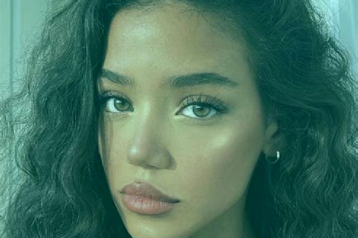 Evelyn, 22, a black brown-eyed mediterranean companion based in Itapui. Offering Travel Companion, Prostate Massage, Overnight. Available for incall and outc...
