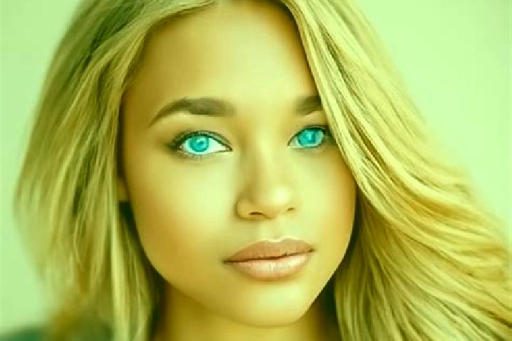 Evelyn, 22, a red blue-eyed latina companion based in Giby. Offering Travel Companion, CIM, OWO. Available for incall and outcall, day and evening dates.
