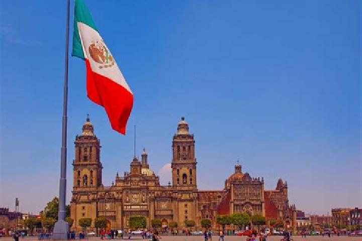 Evelyn, 22 — Escort in Canindo y Pedregal, Mexico