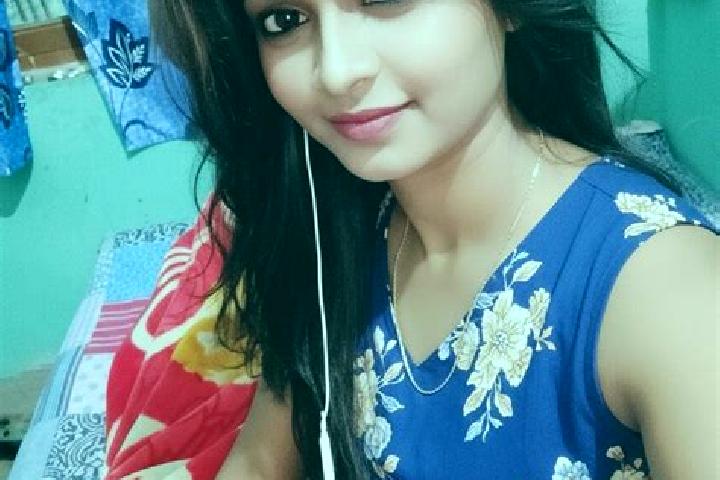 Evelyn, 22 — Escort in Darbhanga, India