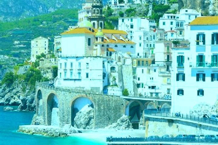 Evelyn, 22 — Escort in Laives, Italy