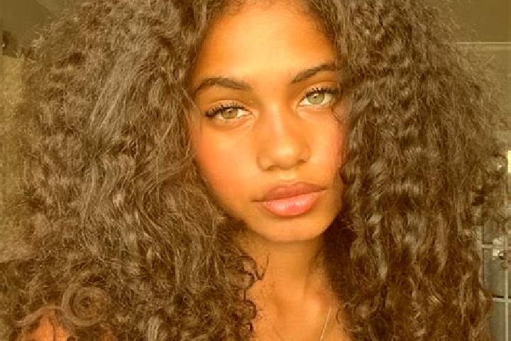 Evelyn, 23, a black dark-eyed ebony companion based in Luzy. Offering Domination, Striptease, Girlfriend Experience, GFE. Available for incall and outcall, d...