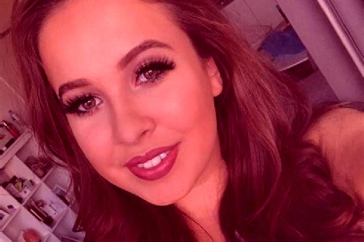 Evelyn, 23, a black dark-eyed mixed companion based in Cradley Heath. Offering Striptease, Roleplay, Girlfriend Experience, CIM. Available for incall and out...