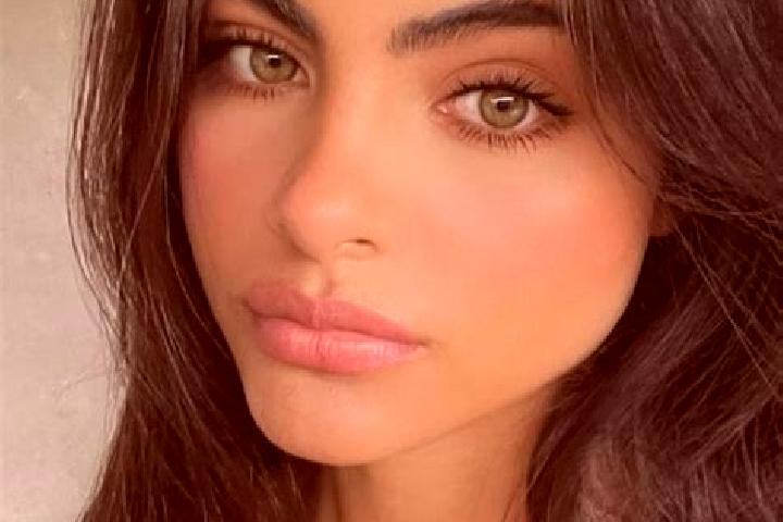 Evelyn, 23, a black green-eyed caucasian companion based in Noorvik. Offering OWO, Dinner Date, Prostate Massage, Couples. Available for incall and outcall, ...