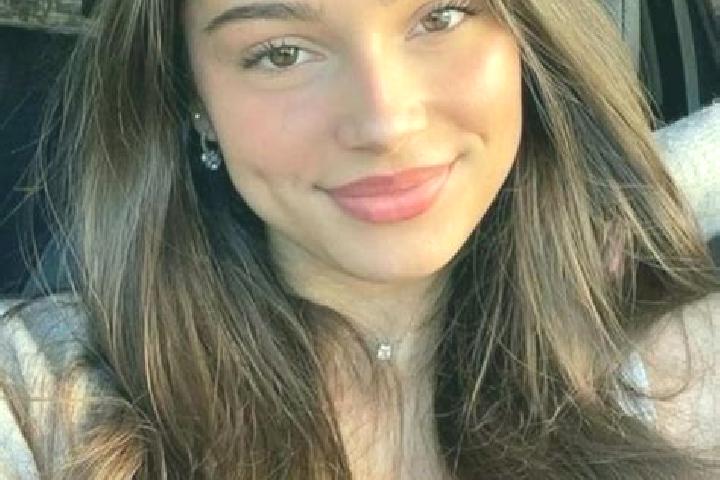Evelyn, 23, a brunette hazel-eyed ebony companion based in Navas de San Juan. Offering Couples, Duos, Travel Companion. Available for incall and outcall, ove...