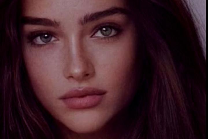 Evelyn, 23, a chestnut grey-eyed caucasian companion based in Islay (Matarani). Offering Travel Companion, GFE, 69. Available for incall and outcall, overnig...