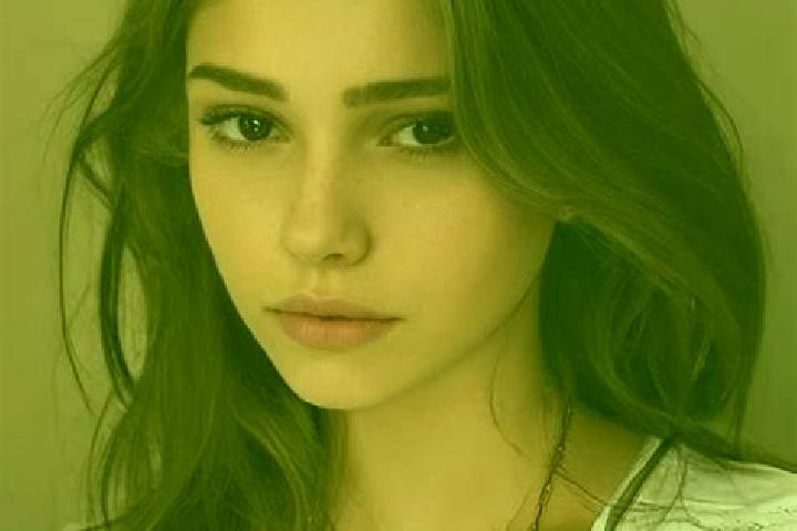 Evelyn, 23, a chestnut hazel-eyed slavic companion based in Amatrice. Offering Overnight, Deep French Kissing, Prostate Massage, Fetish, Girlfriend Experienc...