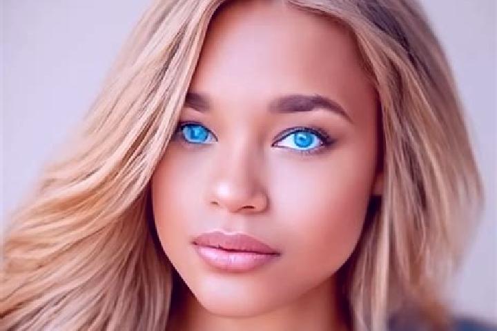 Evelyn, 23, a dark blonde blue-eyed latina companion based in Charles City. Offering OWO, Tantra, Party Girl. Available for incall and outcall, overnight boo...