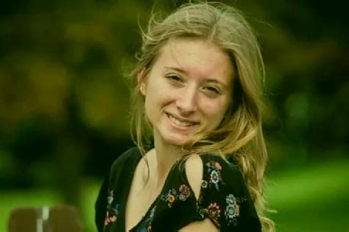 Evelyn, 23 — Escort in Hebron, United States