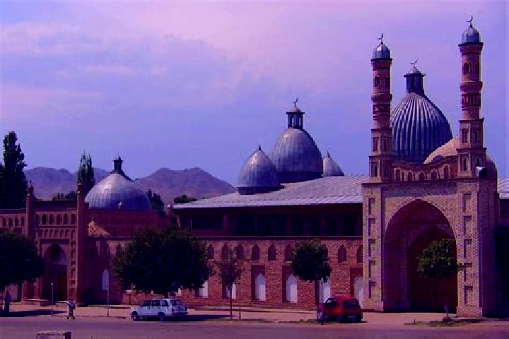 Evelyn, 23 — Escort in Kirguli, Uzbekistan