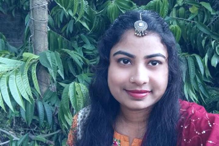 Evelyn, 23 — Escort in Parbatipur, Bangladesh